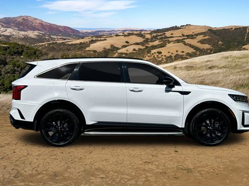 Used 2021 Kia Sorento SX image 3