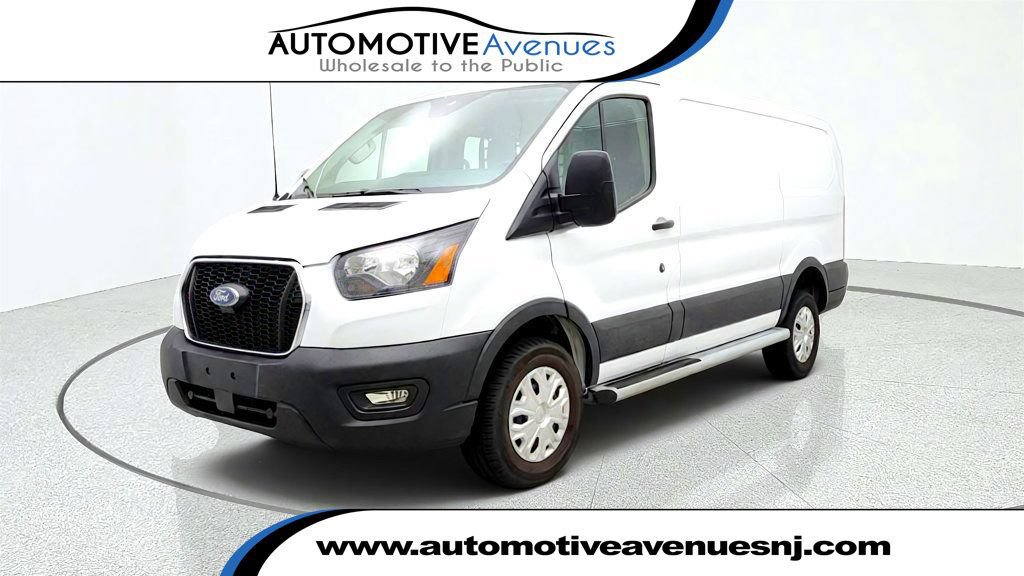 Used 2025 Ford Transit 250 Low Roof w/ Exterior Upgrade Package RWD image 1