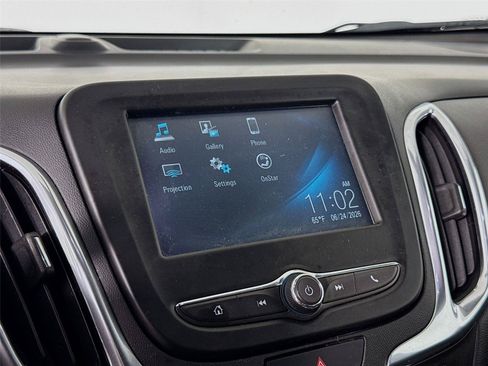 Used 2018 Chevrolet Equinox LT FWD image 15