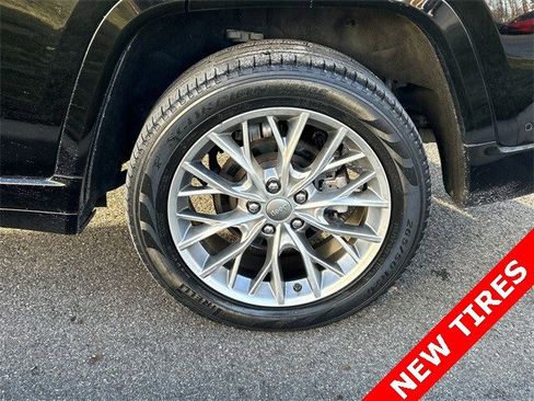 Certified 2022 Jeep Grand Cherokee Summit w/ Adv Protech Group IV image 11