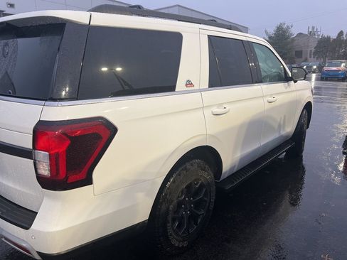 Used 2023 Ford Expedition Timberline image 5