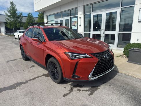 Used 2022 Lexus UX 250h w/ Premium Package AWD/4WD image 1