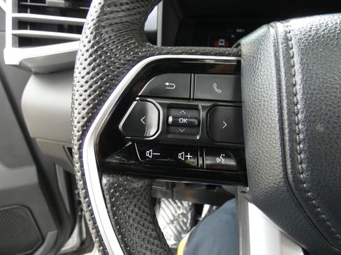 Used 2024 Toyota Tundra Platinum image 55