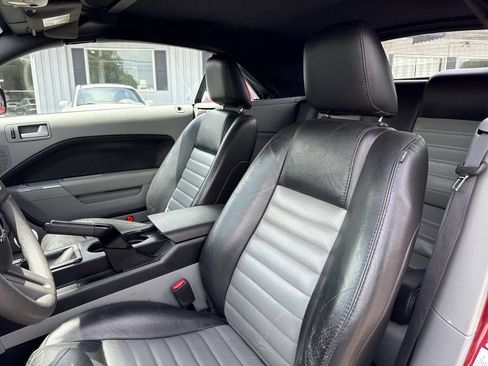 Used 2008 Ford Mustang GT Premium RWD image 11
