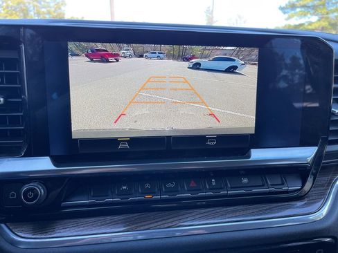 Used 2024 Chevrolet Silverado 1500 LT image 11