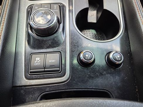 Used 2022 Nissan Maxima SR w/ Sport Mat Group FWD image 30