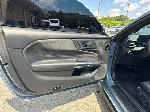 Used 2025 Ford Mustang GT RWD image 14