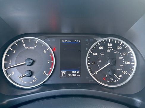 Certified 2024 Nissan Sentra S image 15