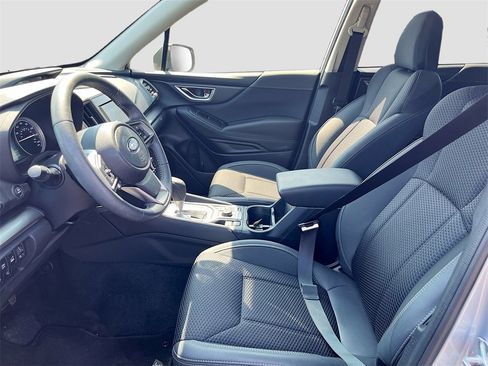 Used 2024 Subaru Forester Premium image 22