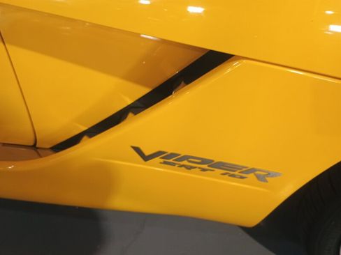 Used 2005 Dodge Viper SRT-10 image 54