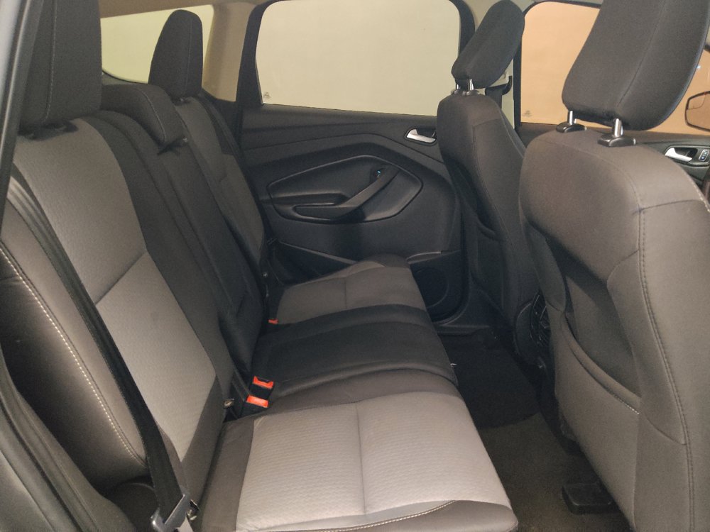 Used 2018 Ford Escape SE w/ SE Sync 3 Package FWD image 19