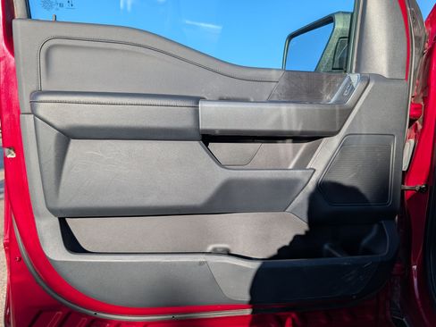 Certified 2022 Ford F150 XLT w/ Equipment Group 302A High image 33