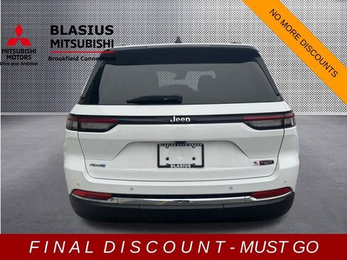 Used 2023 Jeep Grand Cherokee 4WD 4xe image 11