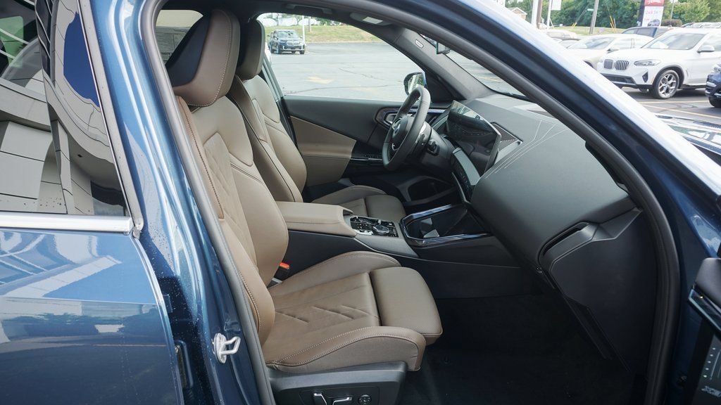 Used 2026 BMW X3 xDrive30i w/ Convenience Package AWD/4WD image 10