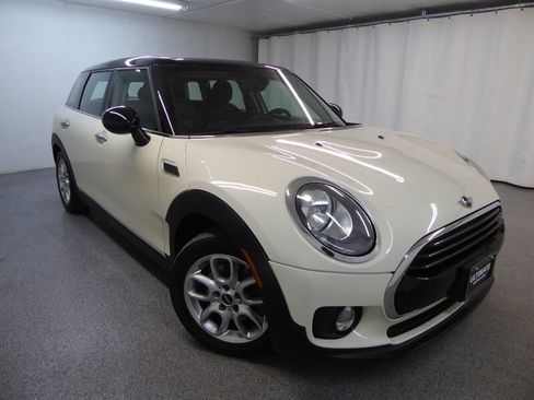 Used 2016 MINI Cooper Clubman image 1