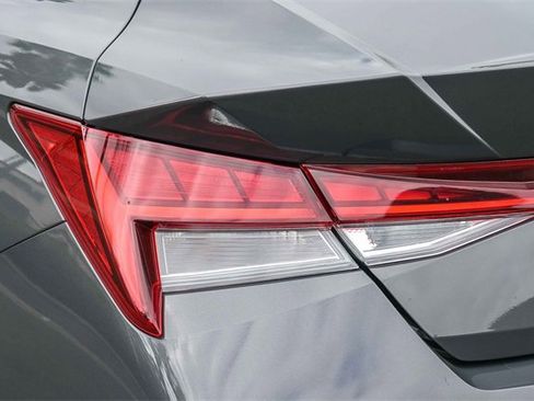 Certified 2025 Hyundai Elantra Blue image 8