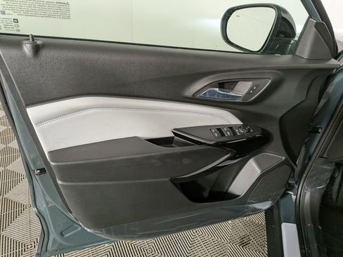 New 2026 Chevrolet Trax LT w/ Driver Confidence Package FWD image 14