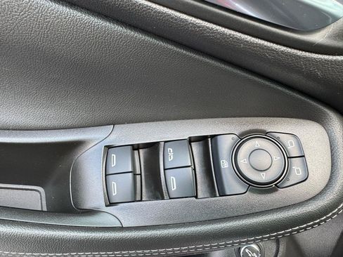 Used 2023 Buick Encore GX Select w/ Sport Touring Package FWD image 13