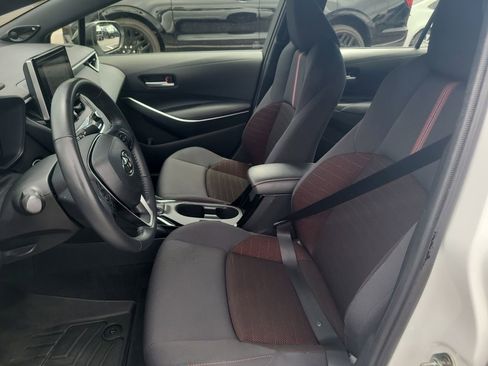Used 2024 Toyota Corolla SE w/ Convenience Package FWD image 17