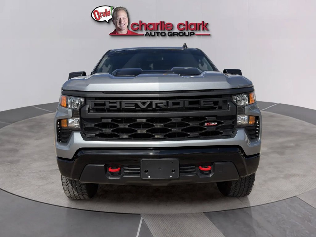Used 2025 Chevrolet Silverado 1500 Custom Trail Boss AWD/4WD image 8