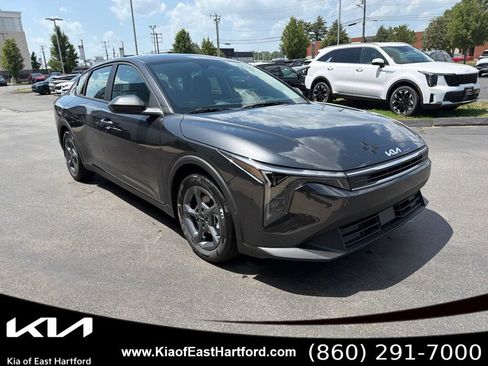 New 2026 Kia K4 FWD image 5