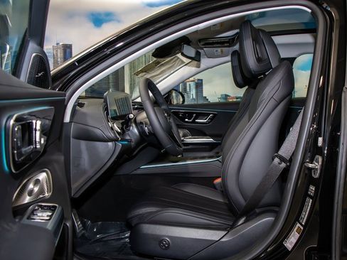 Certified 2025 Mercedes-Benz E 450 4MATIC All-Terrain Wagon image 21