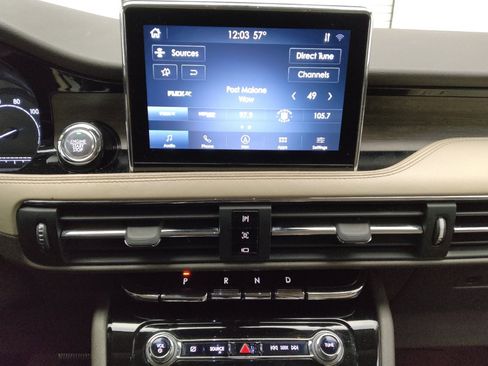 Used 2020 Lincoln Corsair Reserve image 25