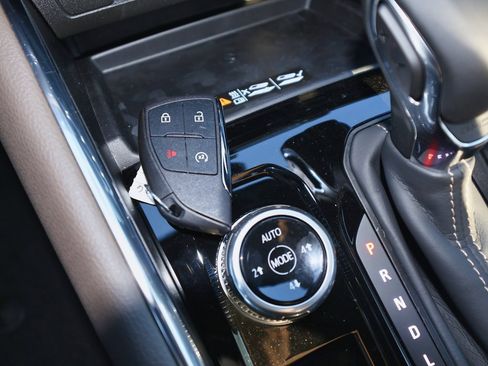 New 2026 GMC Canyon Denali image 24