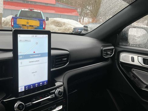 Used 2022 Ford Explorer ST w/ Equipment Group 401A image 22