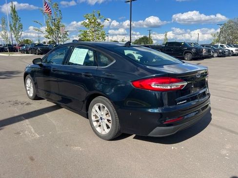 Used 2020 Ford Fusion SE FWD image 7