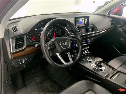 Certified 2020 Audi Q5 2.0T Premium AWD/4WD image 2