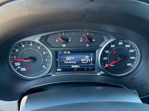 Used 2024 GMC Terrain SLE image 9