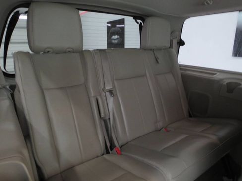 Used 2012 Ford Expedition Limited RWD image 13