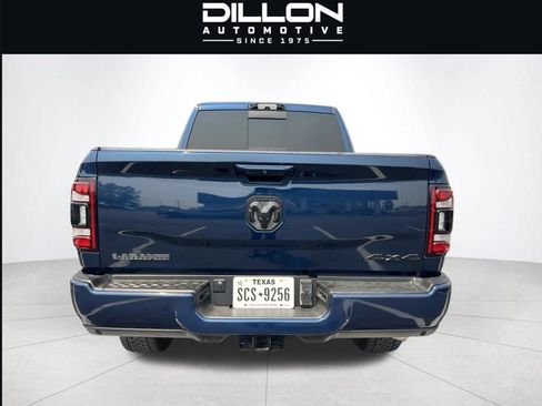 Used 2022 RAM 2500 Laramie w/ Night Edition AWD/4WD image 8