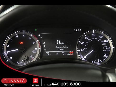 Used 2024 Toyota Highlander XLE FWD image 8