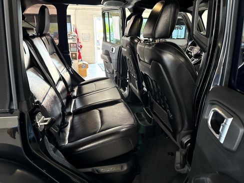 Used 2022 Jeep Wrangler Unlimited Rubicon 4xe w/ Cold Weather Group image 49