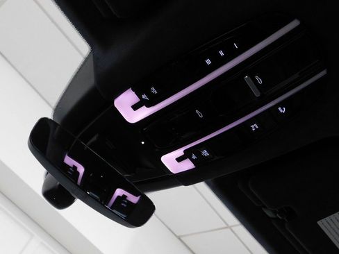 Used 2021 Porsche Cayenne GTS image 71