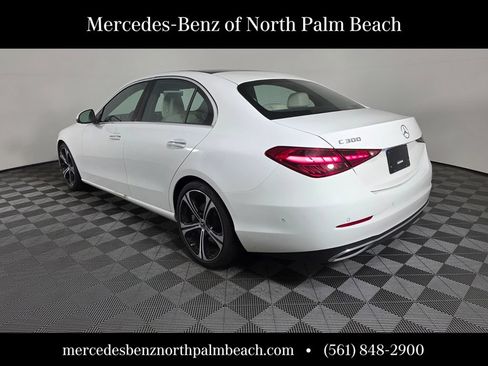 Used 2023 Mercedes-Benz C 300 Sedan image 4