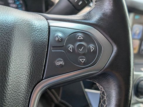 Used 2018 Chevrolet Suburban LT AWD/4WD image 26