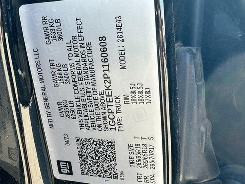 Used 2023 Chevrolet Colorado Trail Boss AWD/4WD image 22