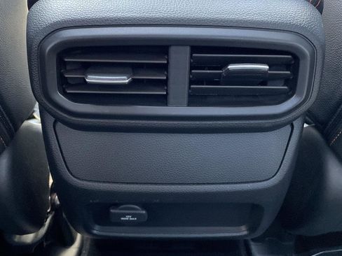 Used 2025 Honda Ridgeline TrailSport image 24