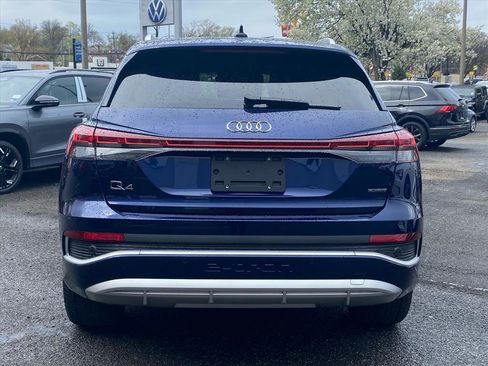 Used 2023 Audi Q4 e-tron Premium AWD/4WD image 4