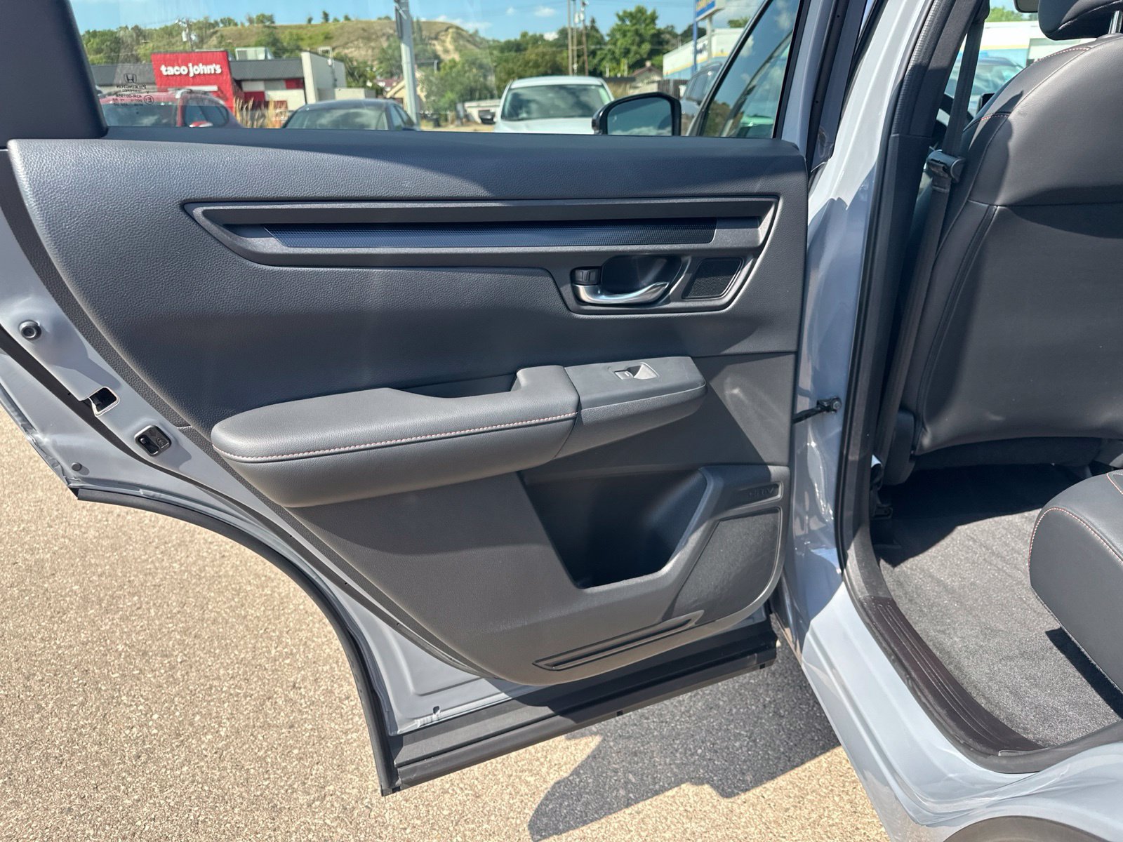 Used 2025 Honda CR-V Sport-L image 25