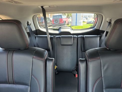 Used 2019 Toyota Highlander SE image 41
