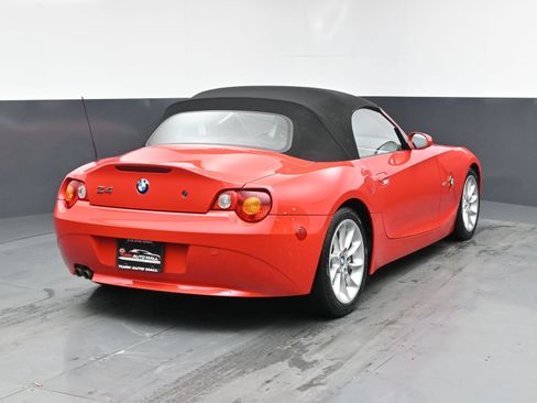 Used 2004 BMW Z4 2.5i RWD image 22