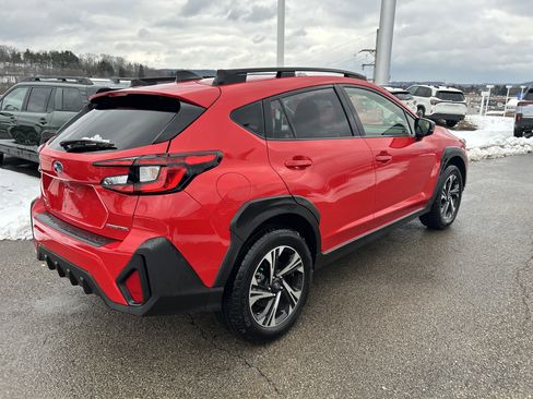 Used 2024 Subaru Crosstrek 2.0i Premium image 9