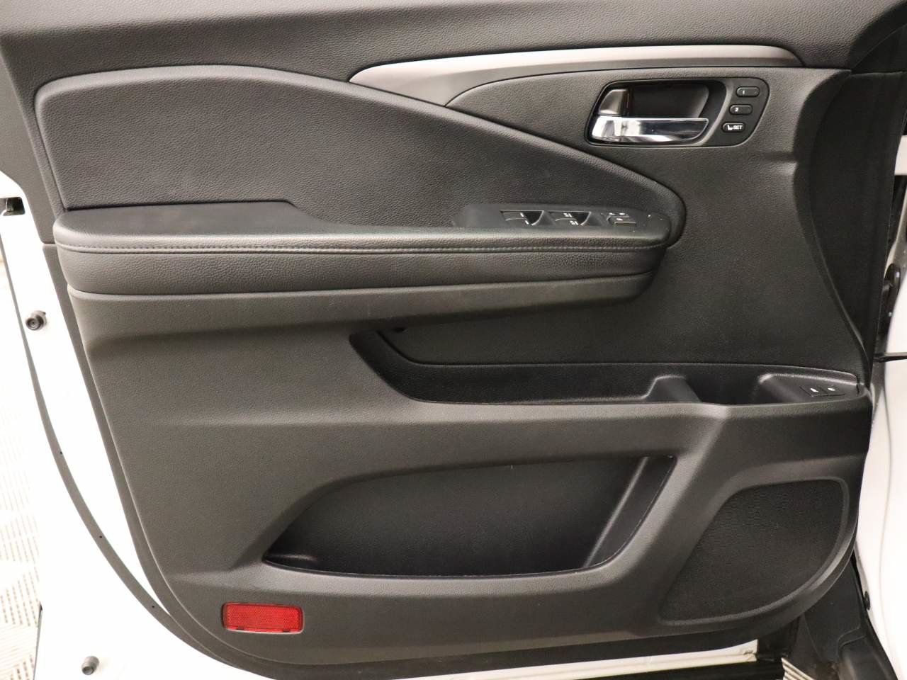 Used 2022 Honda Pilot EX-L image 17