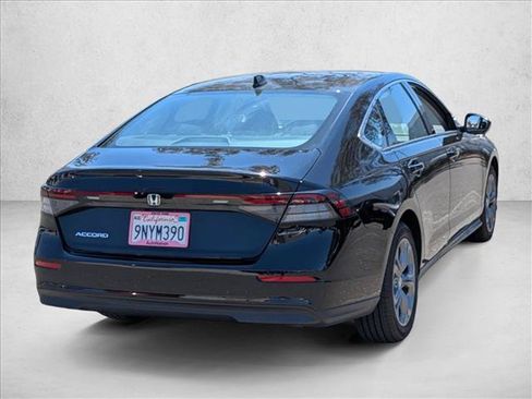 Used 2024 Honda Accord EX image 5