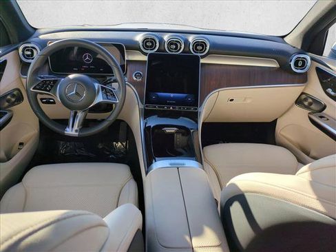 Certified 2025 Mercedes-Benz GLC 300 image 20
