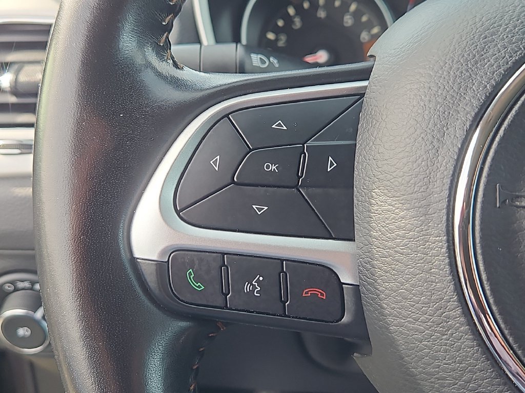 Used 2019 Jeep Compass Latitude w/ Safety & Security Group AWD/4WD image 23
